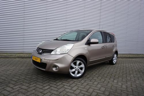 Nissan Note 1.6 tekna airco / navi / cruise / parkeersens. / trekhaak / eek