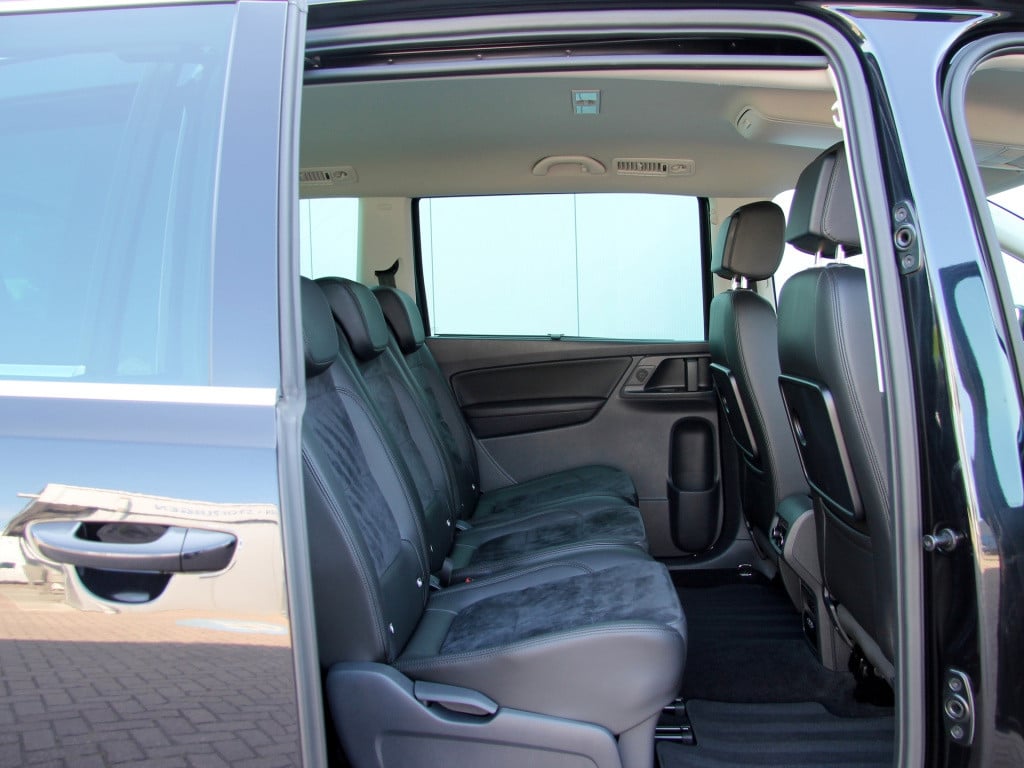Volkswagen Sharan 7p 1.4 tsi 150pk dsg highline | elektrische schuifdeuren