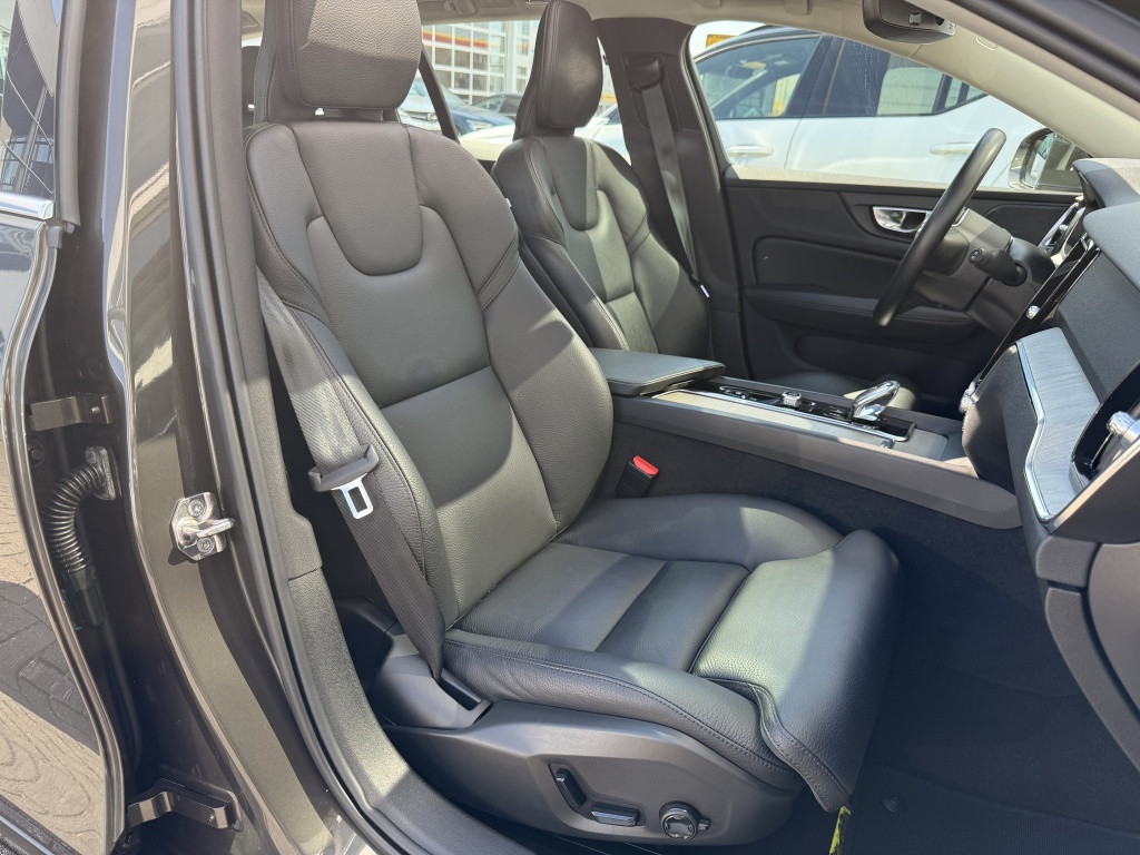 Volvo V60 b3 163pk inscription| panodak| adap.cruise| camera| leder| h&k s