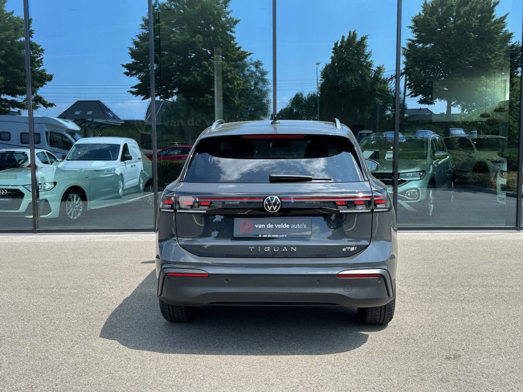 Volkswagen Tiguan 1.5 etsi life | trekhaak | camera | trekhaak | dode hoek 