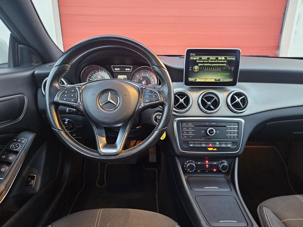 Mercedes-Benz Cla shooting brake 180 prestige | pano | camera | rijklaar in