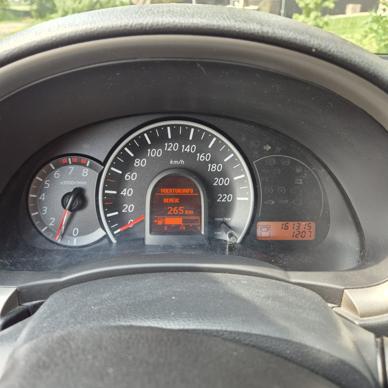 Nissan micra 1,2 automaat 5 deurs