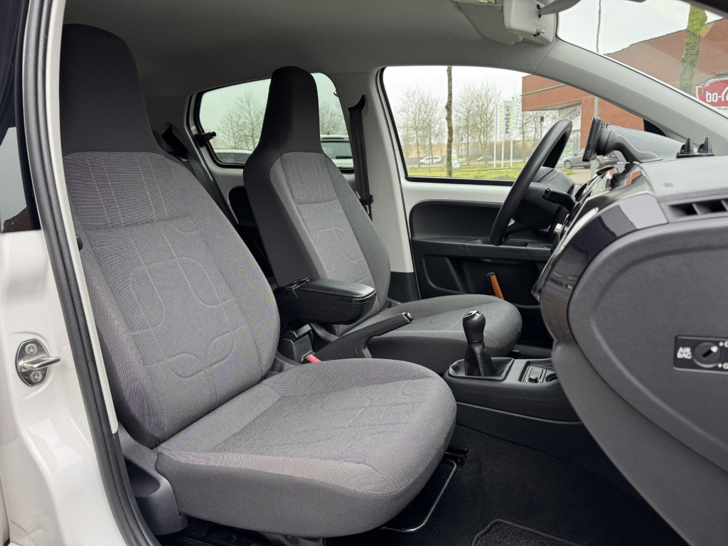Volkswagen UP! 1.0 move up! bluemotion executive pack | airco | park. senso