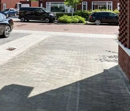 Klinkers grijs 5x20 ca. 30m2, Gratis op te halen