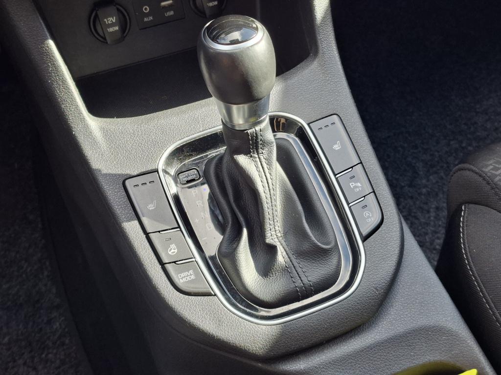 Hyundai I 30 wagon 1.4 t-gdi premium | camera | carplay | radio | trekhaak 