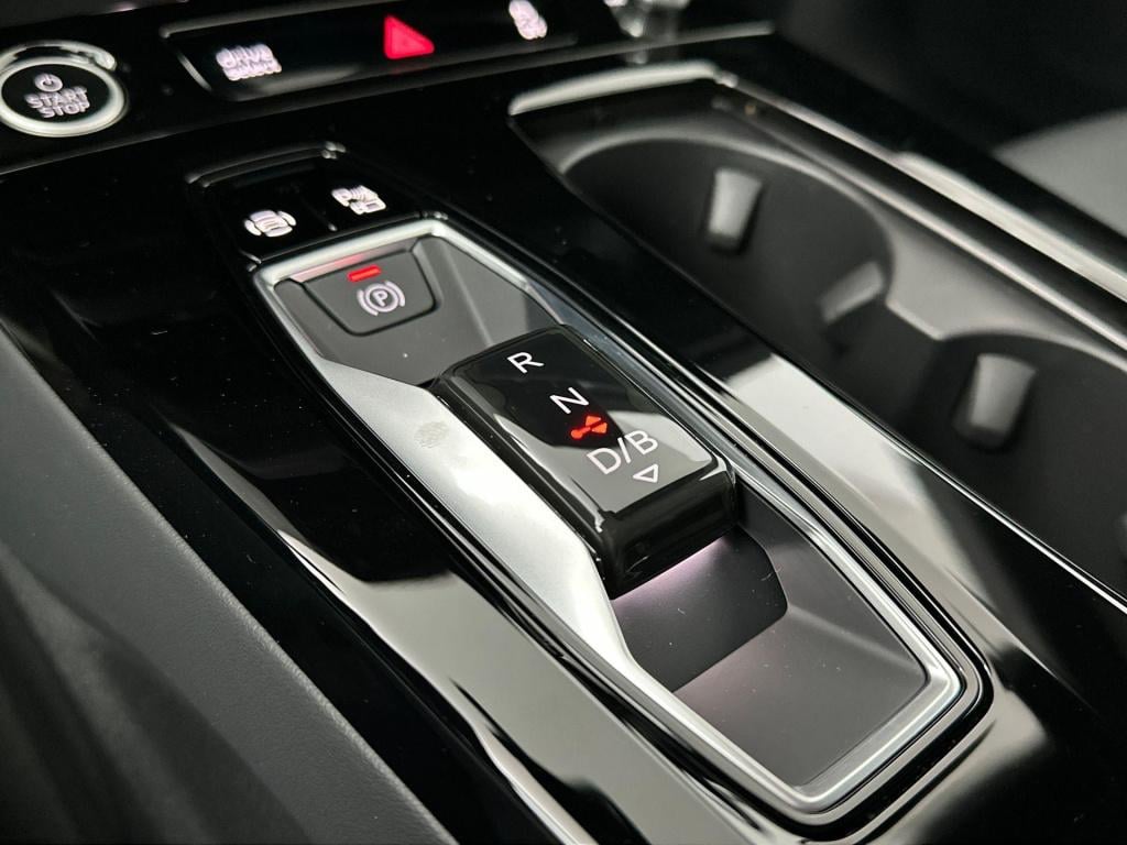 Audi A6 Avant E-tron s edition e-tron 83 kwh 210 kw / 286 pk avant elek