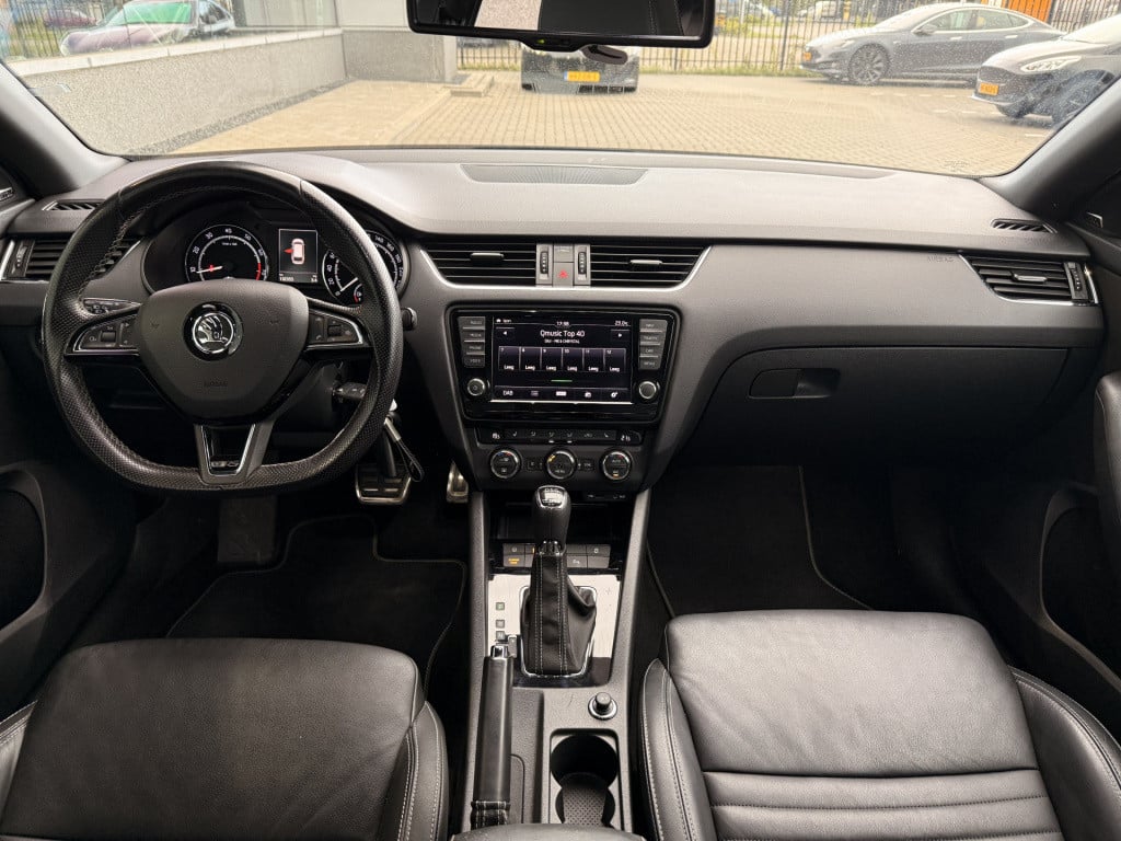Skoda Octavia 2.0 tsi rs 230 pk | standkachel | leder | canton audio | navi
