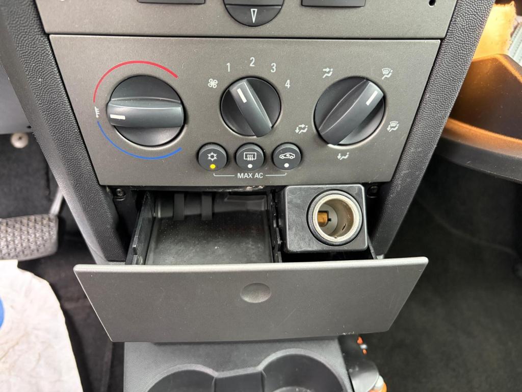 Opel Meriva 1.6-16v enjoy/automaat/140.000 nap/trekhaak/