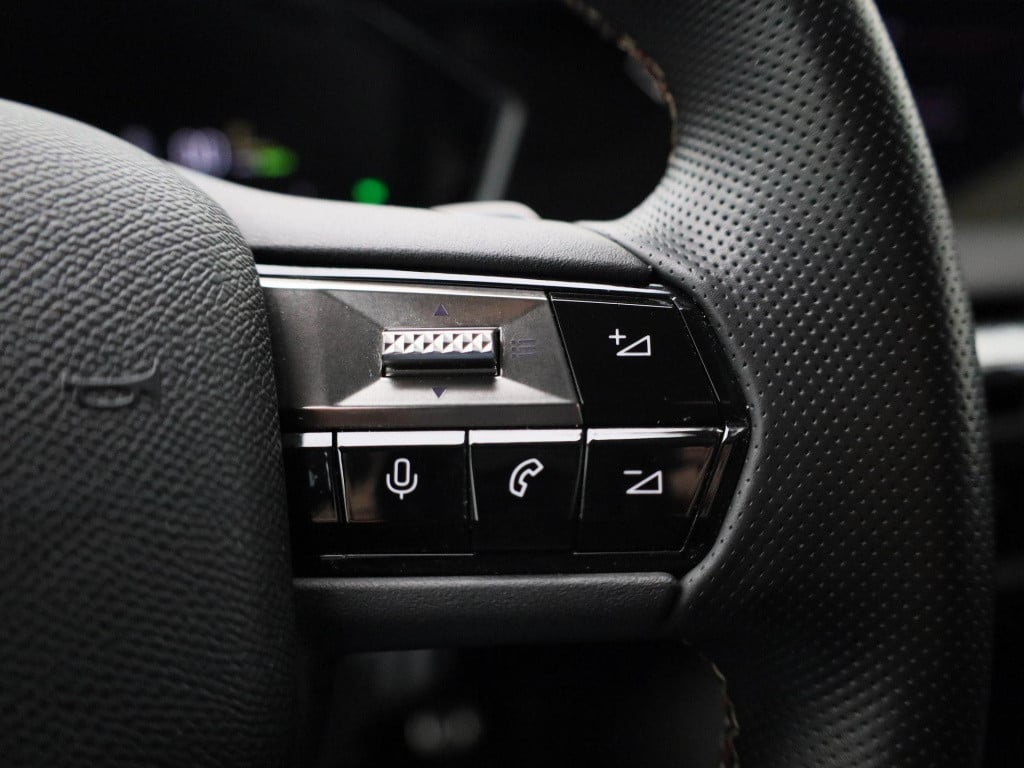 Ds Ds 4 e-tense 1.6 phev performance line | automaat | lmv | leder | stoel 