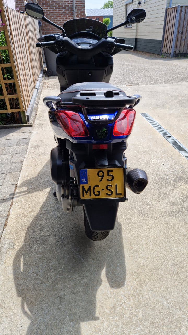 Yamaha XMax 250