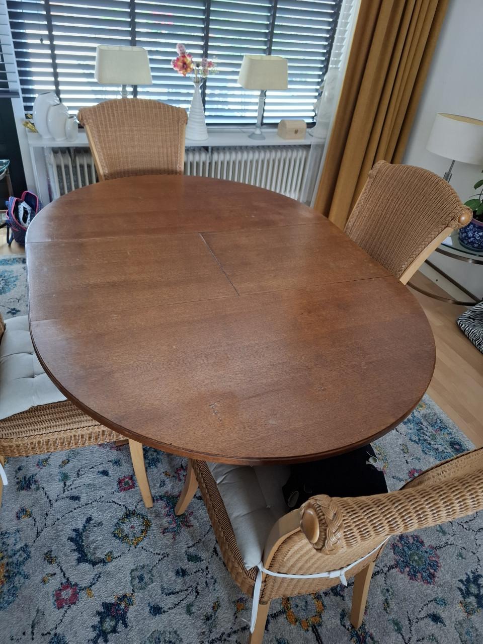 Eetkamer stoelen