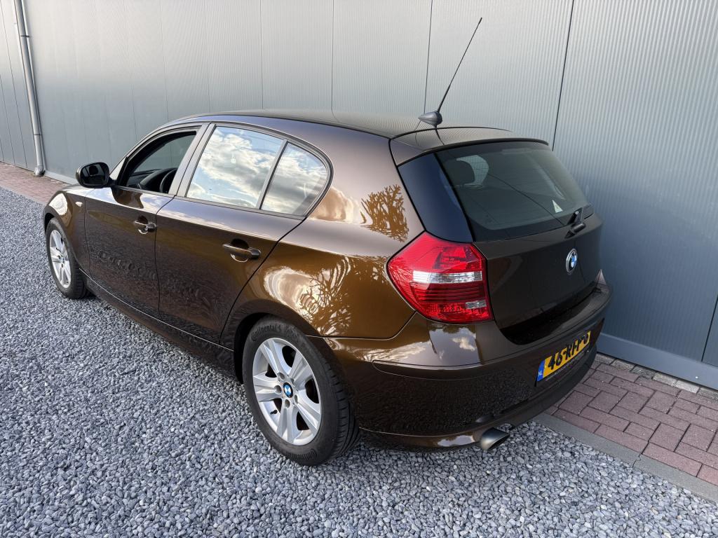 BMW 1 Serie 116i effdyn. ed. business line ultimate edition 5-drs