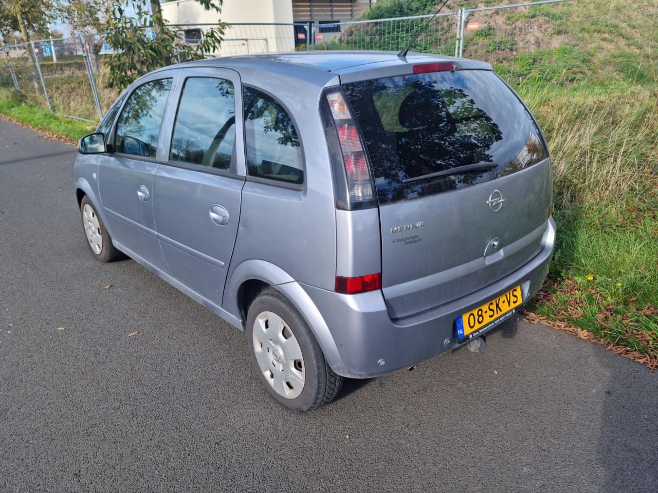 Opel meriva 1.6i automaat bouwjaar 2006 apk 31-5-2026