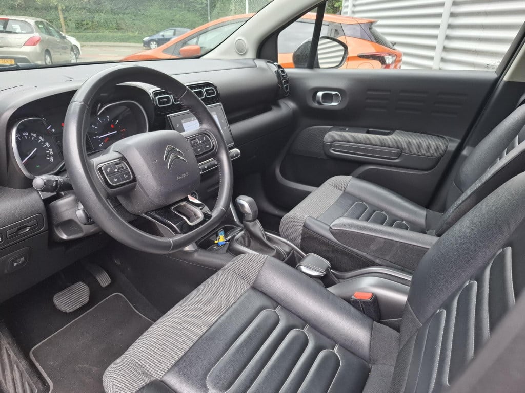 Citroen C3 Aircross suv 130 shine automaat pano/leer/trekhaak