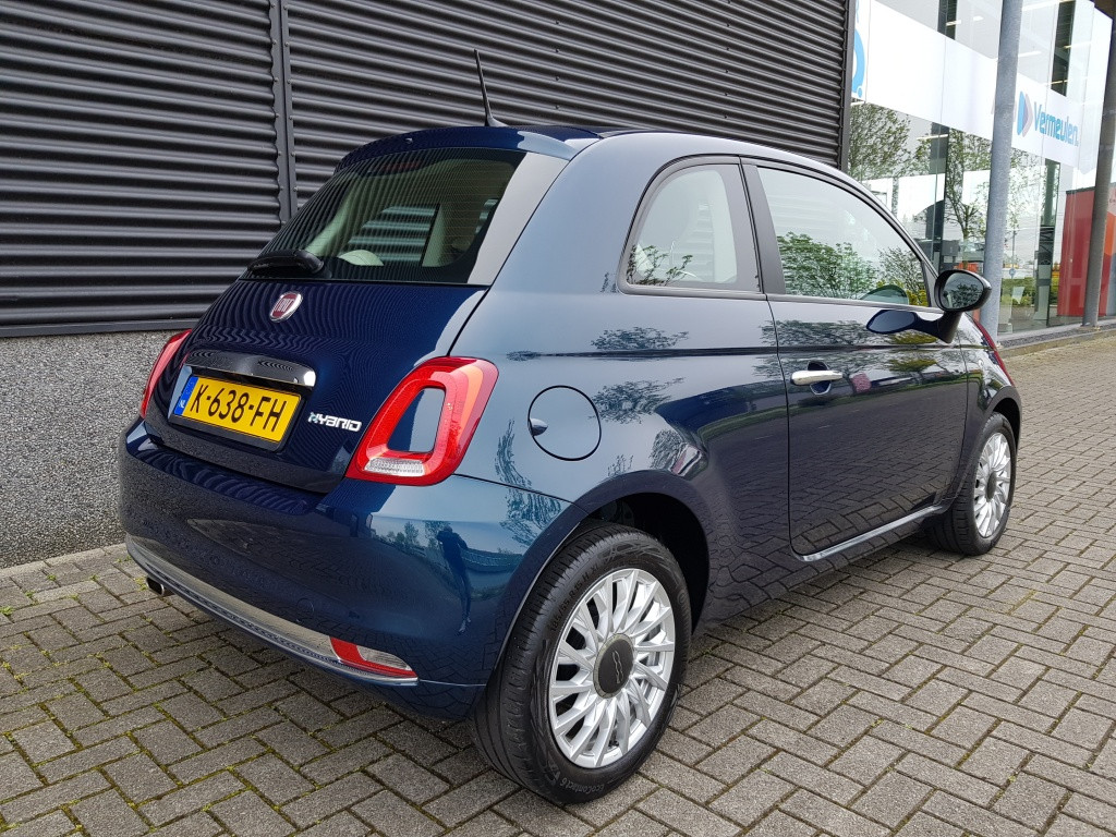 Fiat 500 hybrid lounge
