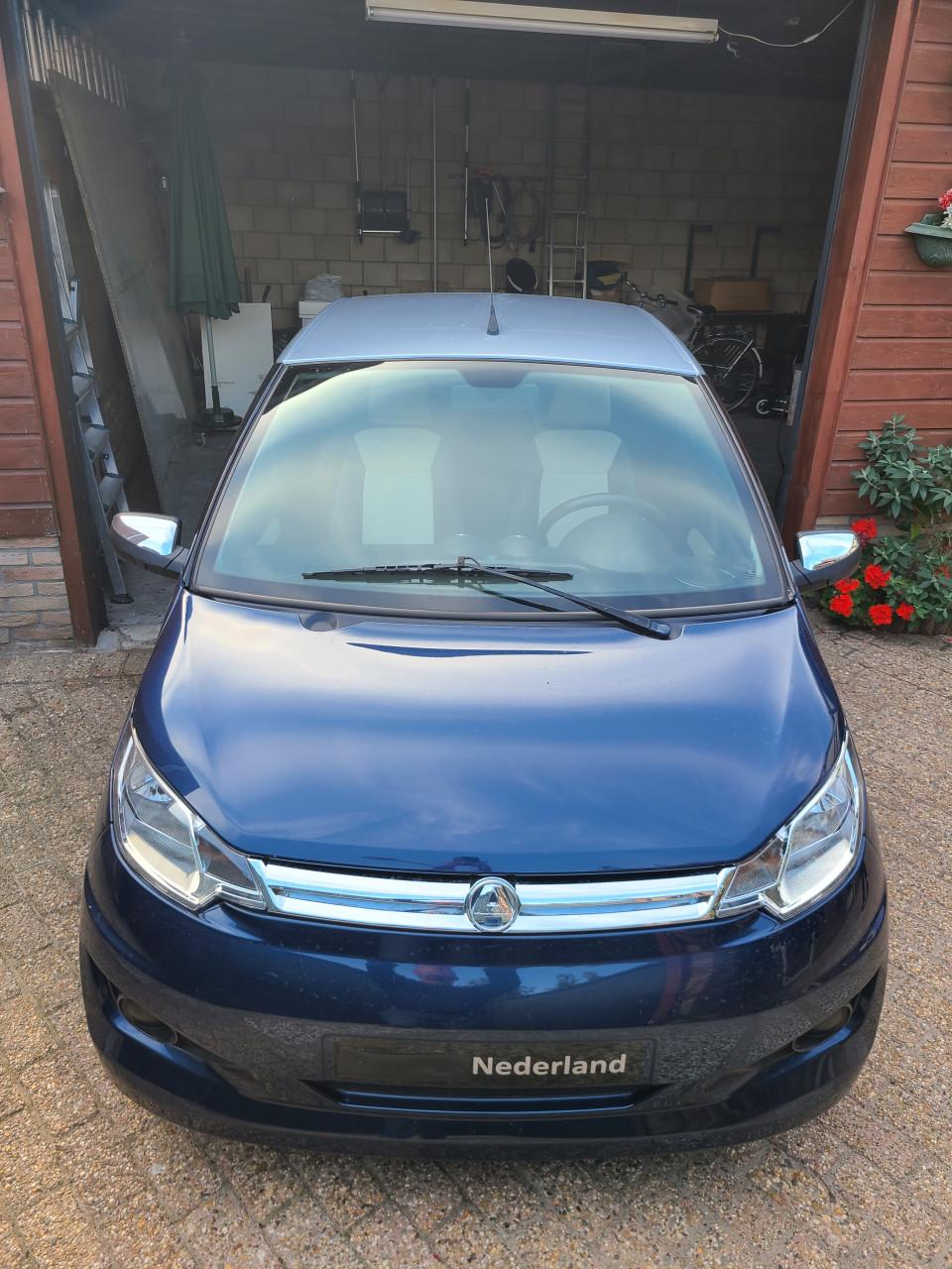 Zo goed als nieuwe 100% elektr Aixam E-Coupe  S8   bj. 2015  km. stand 1764