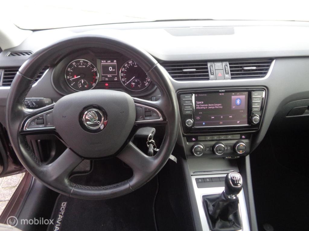 Skoda Octavia combi 1.2 tsi greentech ambition businessline/airco/ecc/pdc/c