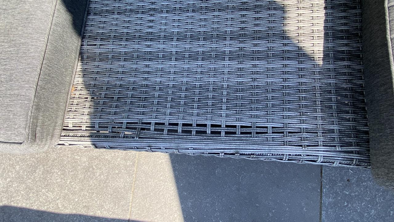 Tuinkussens grijs + gratis wicker loungeset