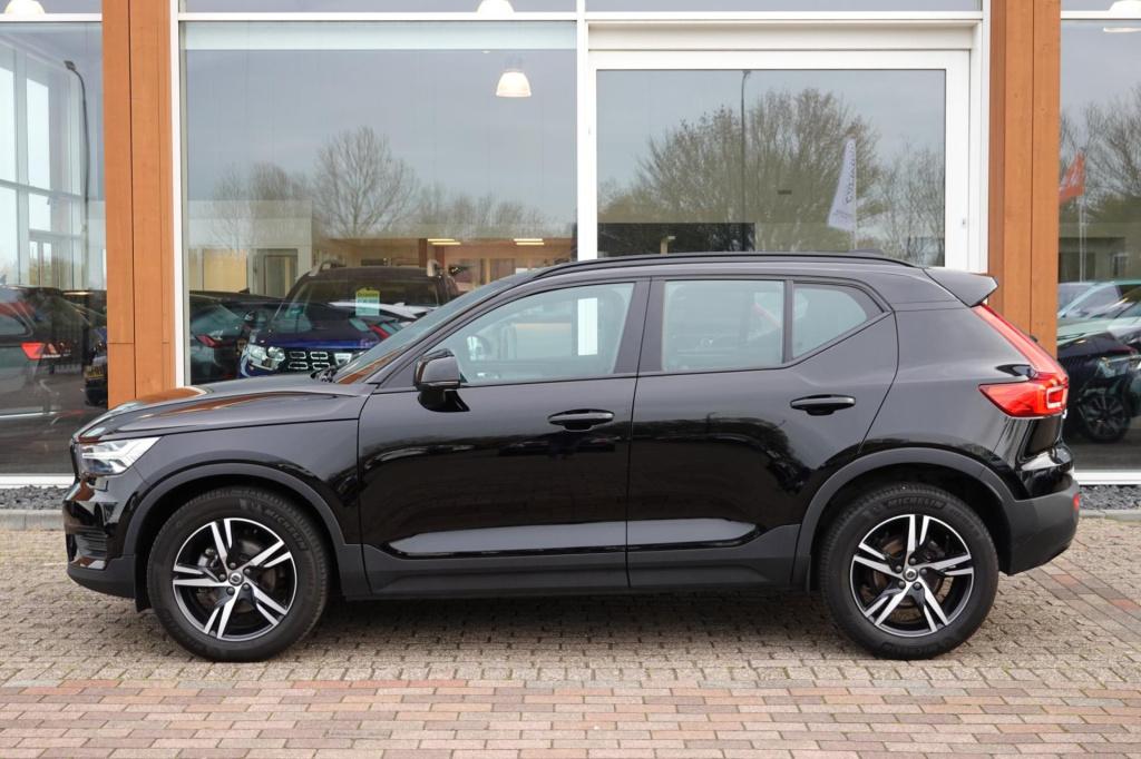 Volvo XC40 1.5 t3 r design 163pk