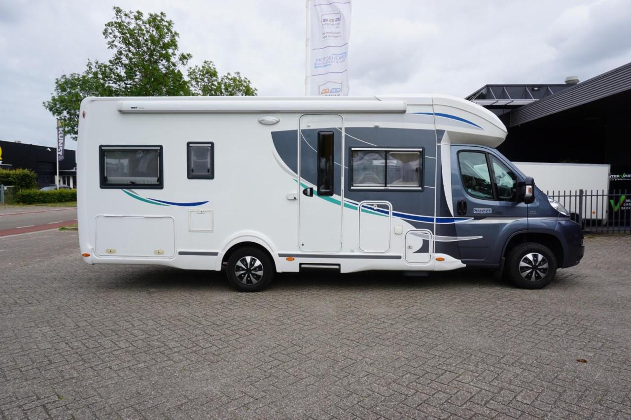Chausson Sweet Cosy Face to Face indeling 2013 met lage km stand