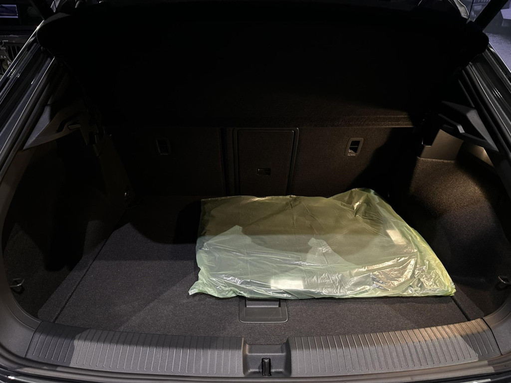 Volkswagen T-roc 1.5 tsi r-line edition *keyless*winterpakket*camera*
