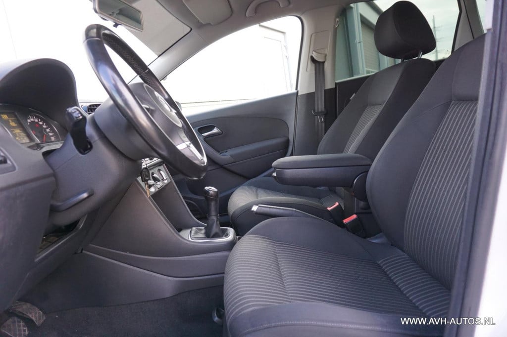 Volkswagen Polo 1.2 tsi highline