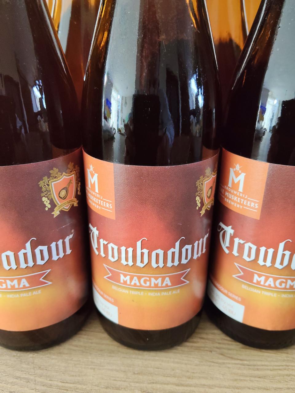 12 flesjes Troubadour Magma speciaalbier