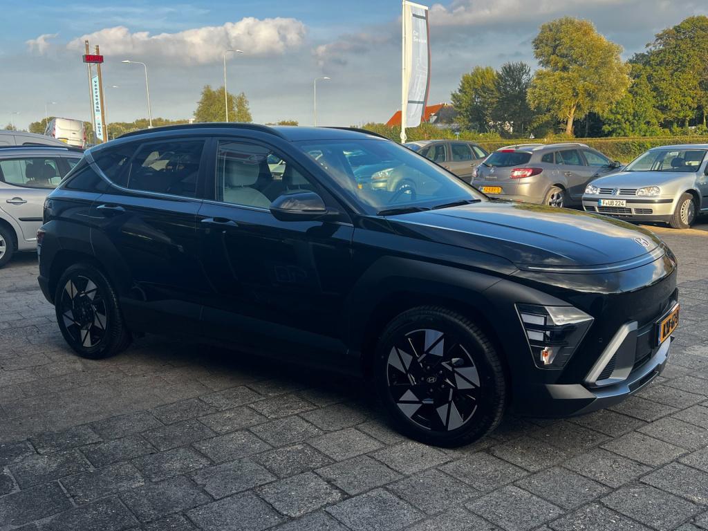 Hyundai Kona 1.6 gdi hev comfort smart, camera, carplay enz.. nieuwstaat!!