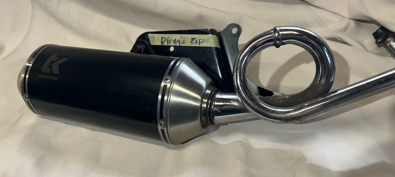 Turbokit uitlaat Piaggio Zip 4T carburateur versie.Z-MOOI