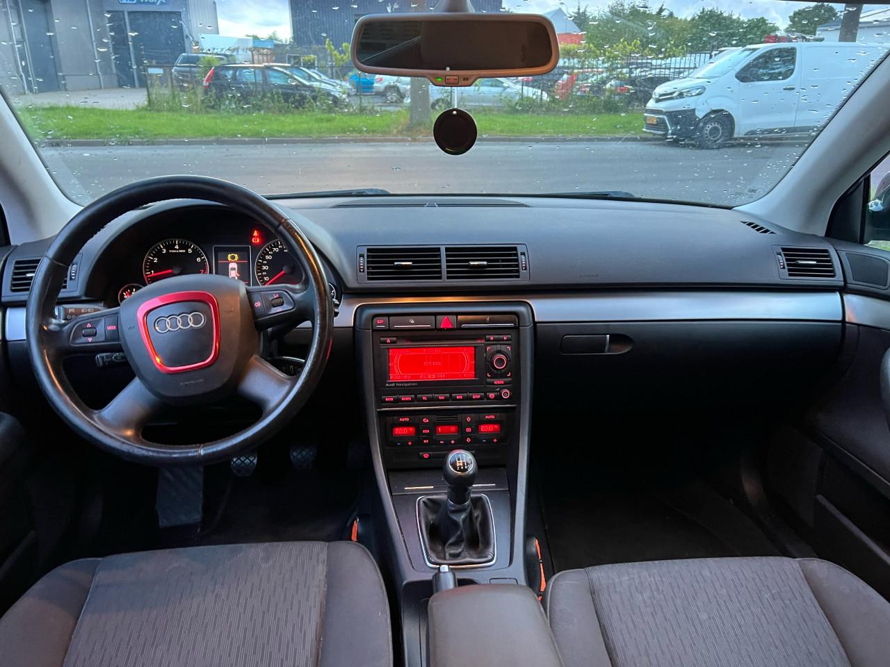 Audi A4 Limousine 2.0 Advance Vol Jaar Apk