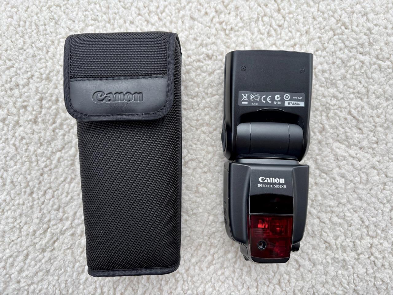 Canon Speedlite 580EX II — nieuwstaat + extra opzet diffuser