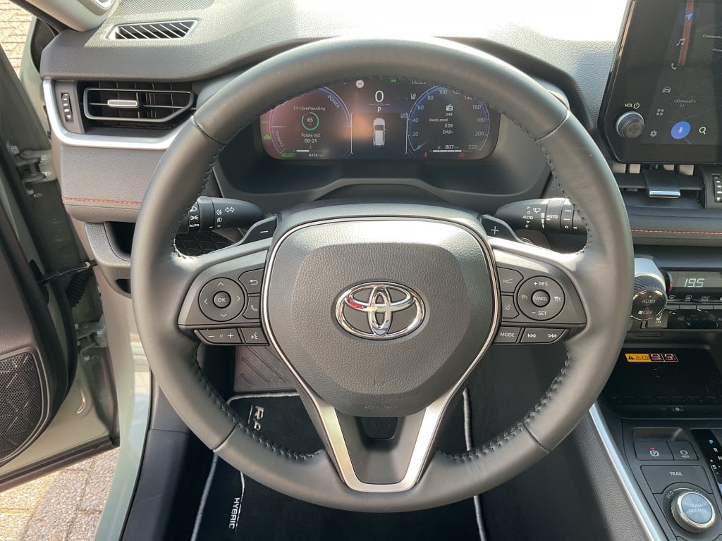 Toyota Rav4 demo | 2.5 hybrid awd adventure | innovation pakket |