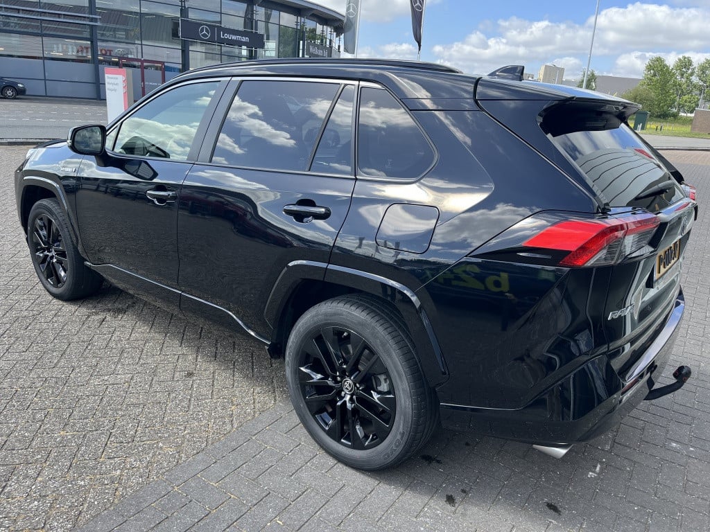 Toyota Rav4 | net binnen | 2.5 hybrid awd black edition.