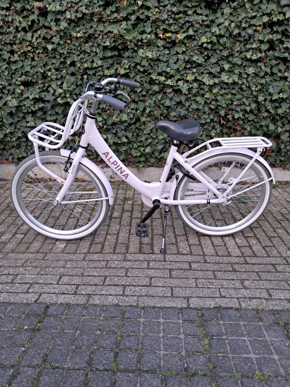 Mooie 22 inch Alpina Clubb Meisjesfiets