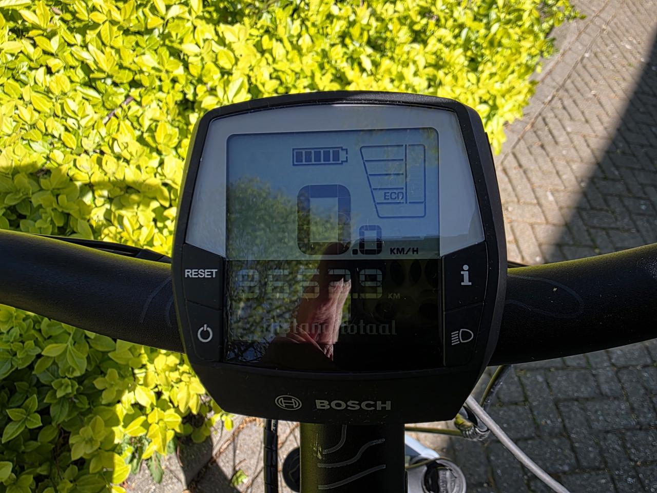 Cube Touring Pro met Bosch Performance middenmotor en 625wh accu