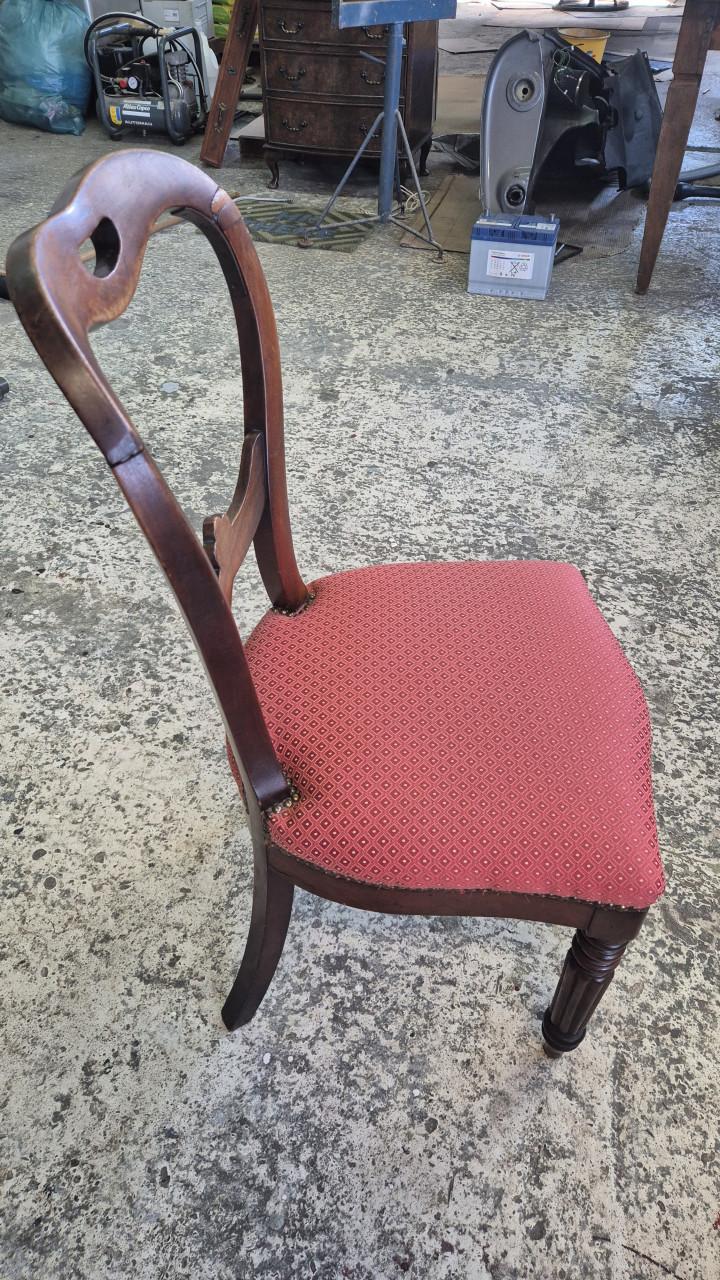 Klassieke eetkamerstoelen