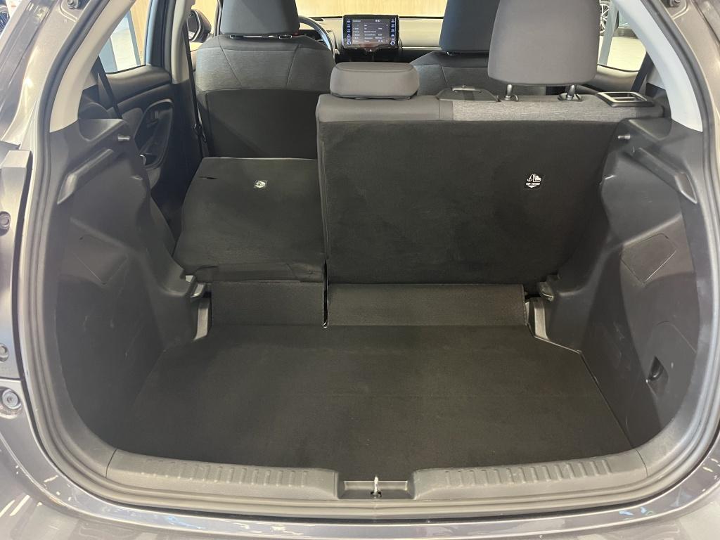 Toyota Yaris 1.5 hyb. 115 first e