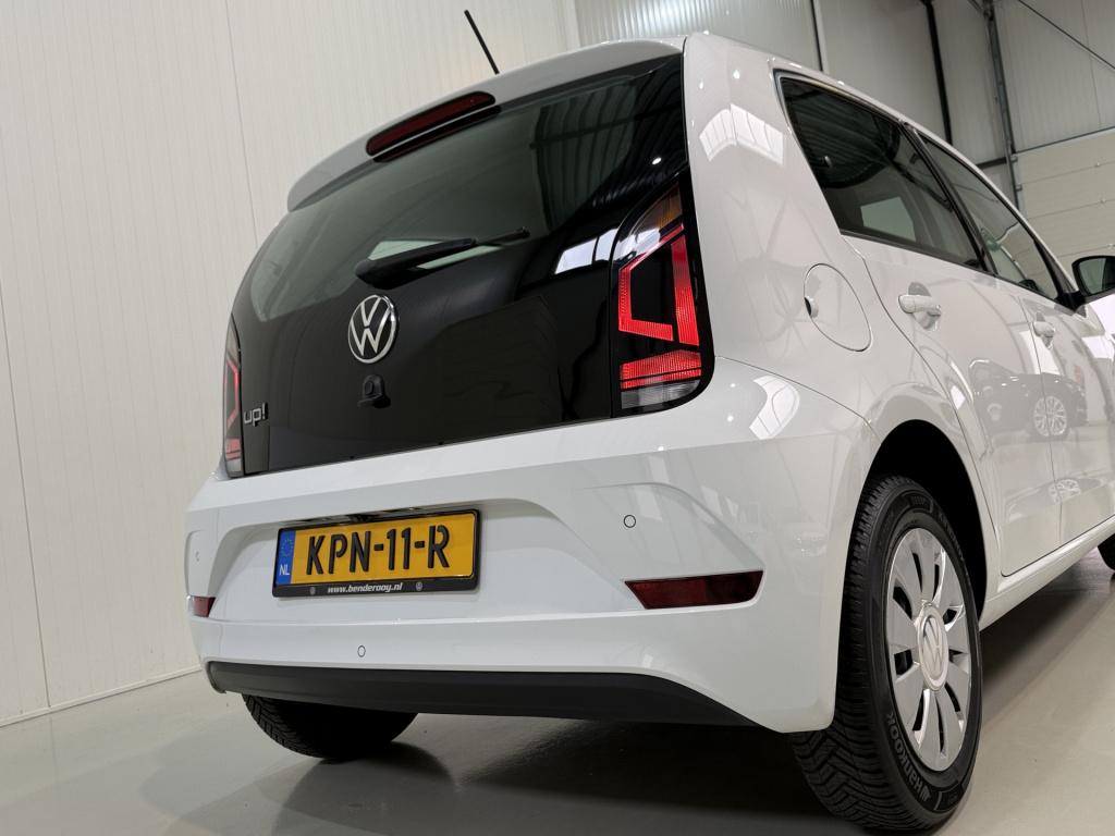 Volkswagen UP! 1.0 65pk 5drs. cruise | apps | camera