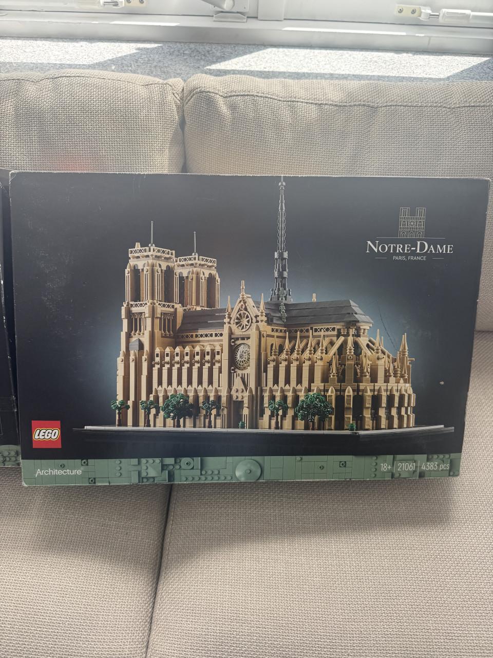 Lego 21061 Notre Dame