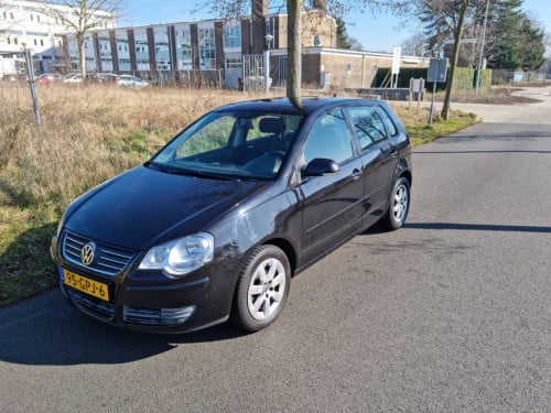 Vw polo 1.4i 16v sportline 5 deurs bj 2006 1 jaar apk