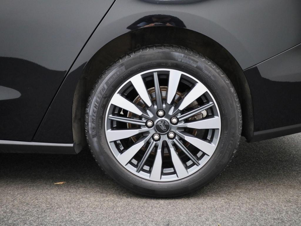 Ford Focus wagon 1.0 ecoboost hybrid titanium x | automaat | lmv | parkeer 