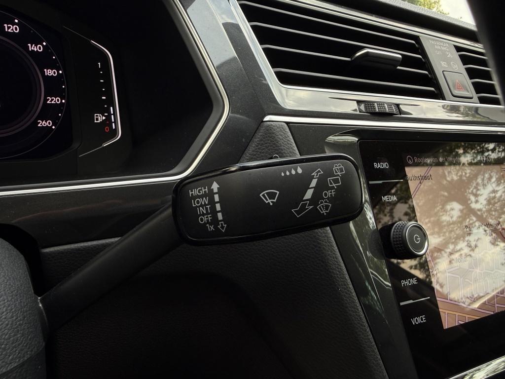 Volkswagen Tiguan 1.5 tsi active business - pano - leer - 360 graden camera