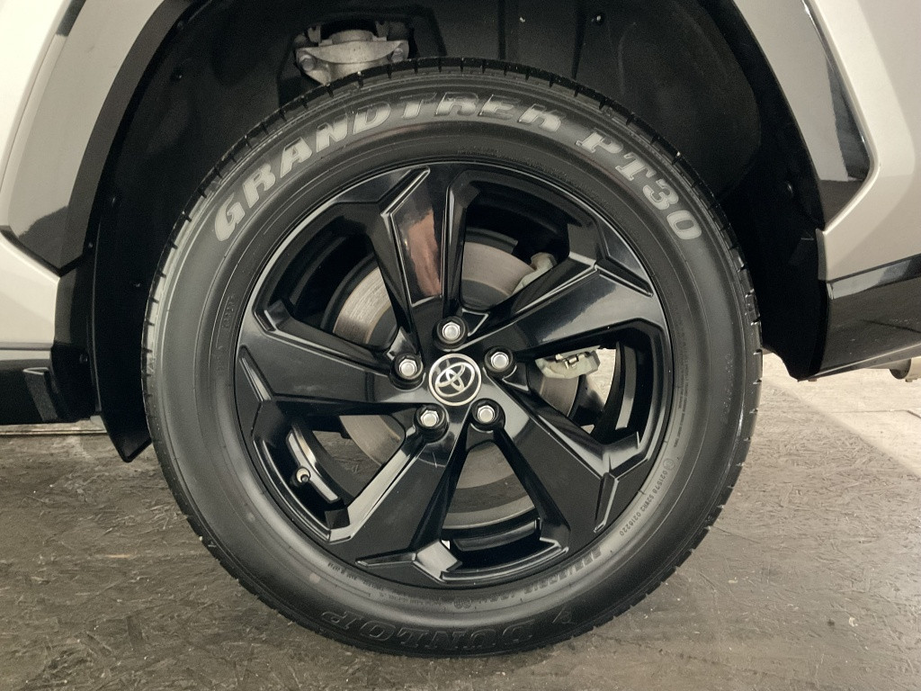 Toyota Rav4 2.5 hybrid awd bi-tone | trekgewicht 1650 kg |