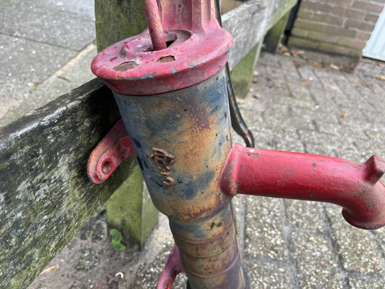 Waterpomp nr. 3 Gietijzer Antiek