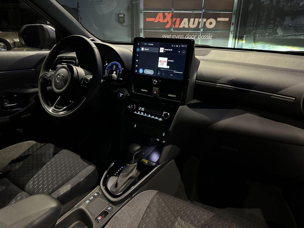 Toyota Yaris Cross 1.5 hybrid 130 dynamic *acc*winterpakket*camera*17inch*