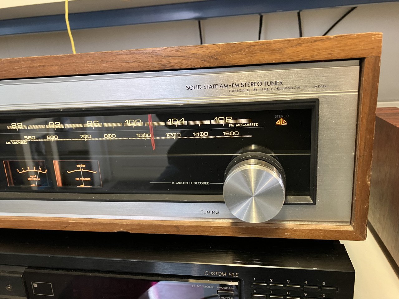 Luxman T-550V vintage tuner houten kast volledige service en garantie