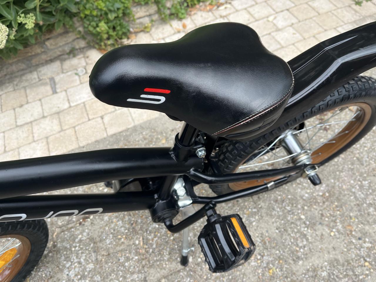 Kinderfiets 6 - 8 jaar. Merk: Sajan. Geheel in orde gemaakt.