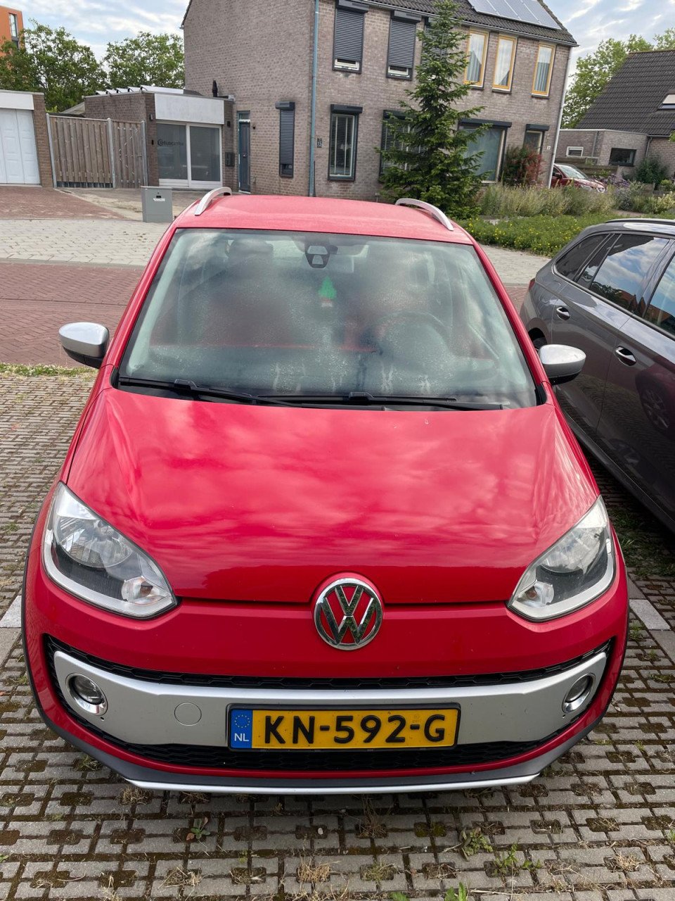 Volkswagen Up! 1.0 Cross Up! | Airco | Navi | 16 inch | boekjes | APK 2026