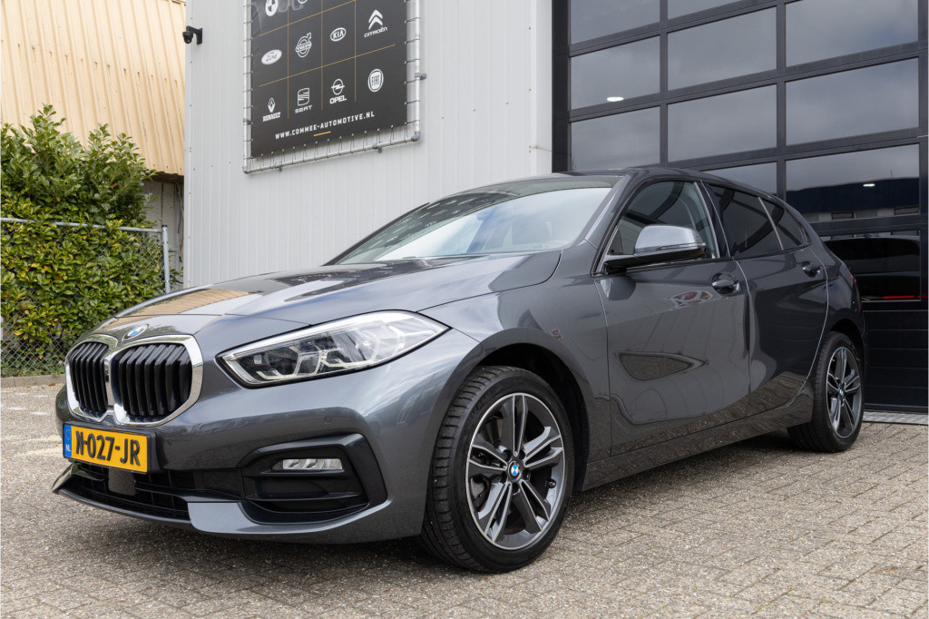 BMW 1 Serie 118i sport line business edition ✅shadowline✅nav✅getint glas