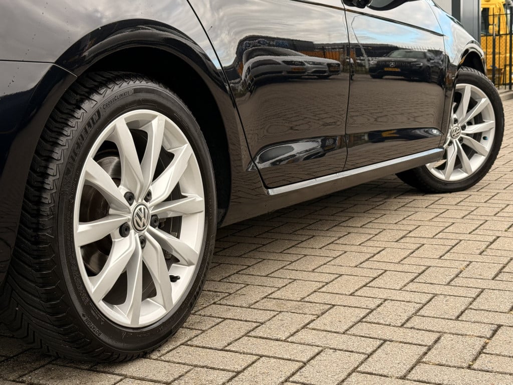 Volkswagen Golf variant 1.4 tsi highline | led | acc | massage | stoelverwa